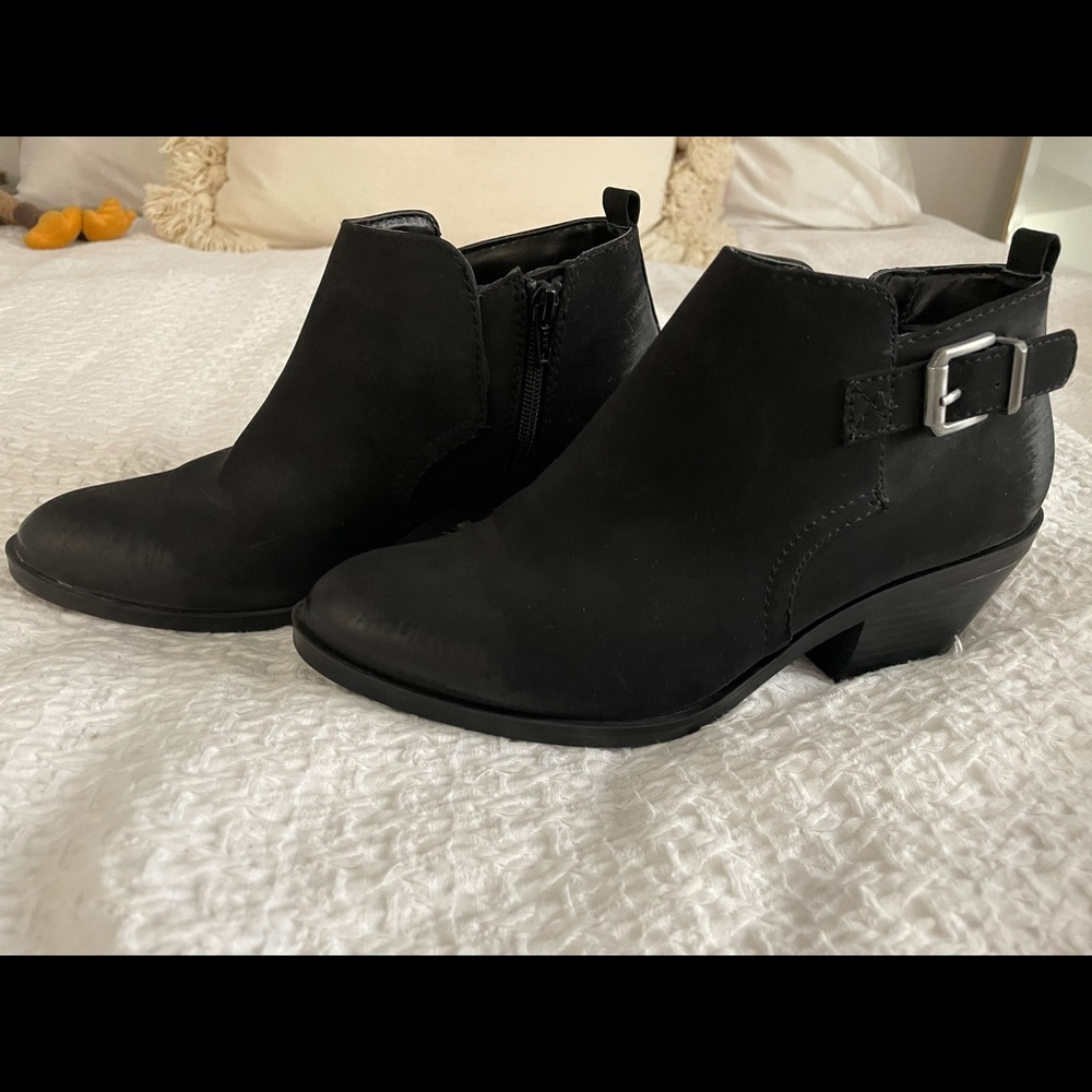 Sonoma Black Booties size 7